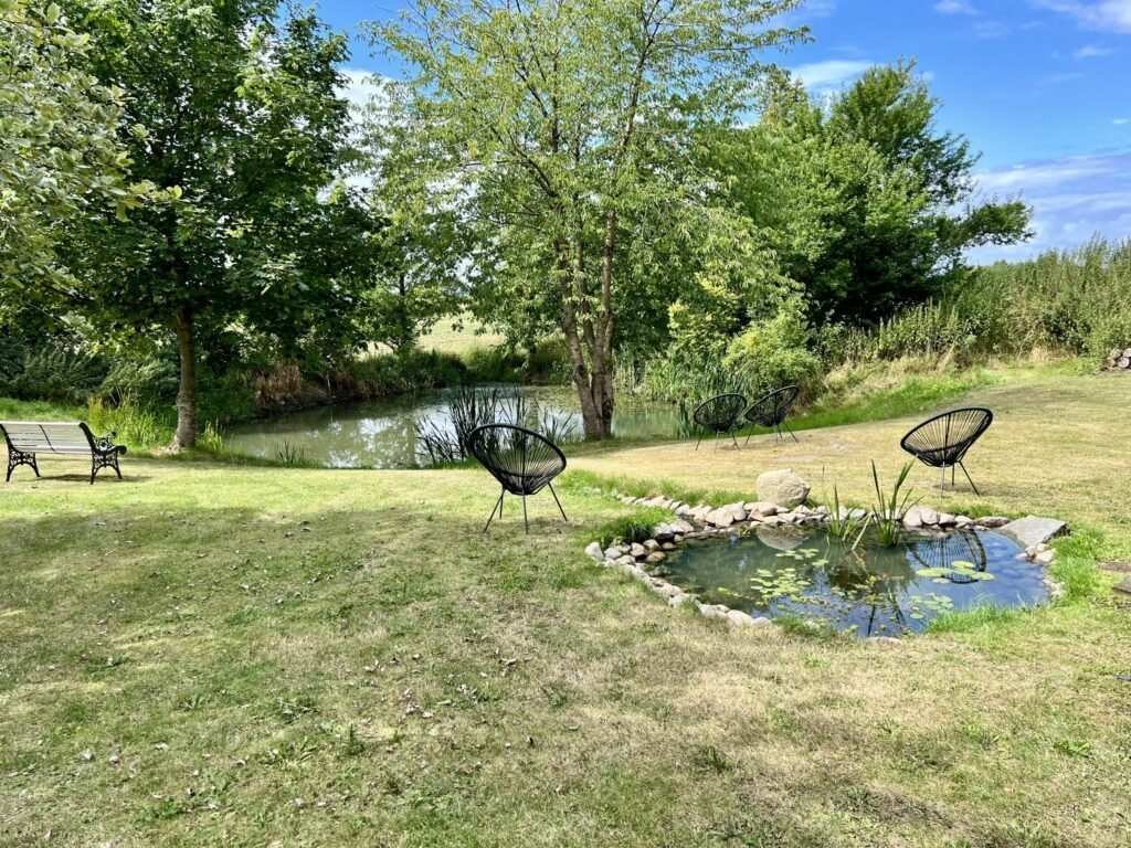 Parklignende have med sø ved Kohavegaard